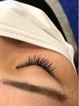 フリルアイビューティ 豊中店(Frill Eye Beauty)/