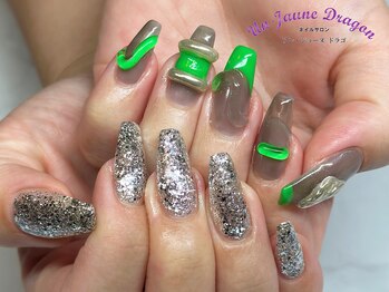 アン ジョーヌドラゴ/【ロングネイル】アシメネイル