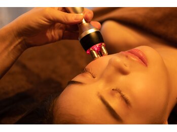 ブライダルエステ バイ スイスパ表参道(BRIDAL ESTHE by SUI SPA)/３.たるみ&美肌 ラジオ波ケア