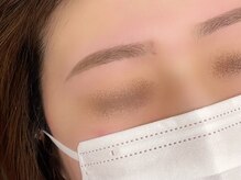 ウル(ulu)/眉スタイリング