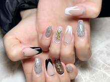 レディグリッター(Lady glitter)/アシメカラーVフレンチ