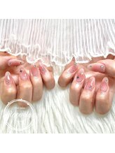 ルブリー(roovely)/チークネイル