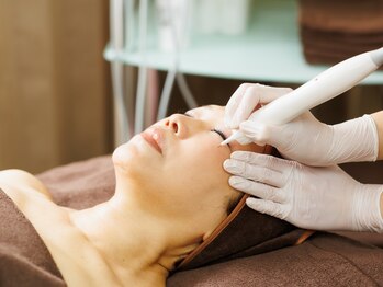 エステティックサロン アイムの写真/【シミ・しわに本格アプローチ！】1台3役のフェイシャルマシン《ミシレルト2》で、理想のお肌へ導きます♪