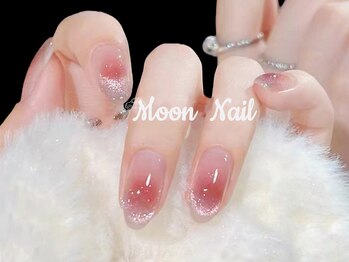 ムーンネイルサロン 池袋東口店(Moon Nail Salon)の写真/特別な瞬間を彩る華やかネイル◎大人の可愛さを引き出す上品デザインで、手元から気分が高まる仕上がりに♪