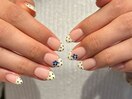 ドット×フラワーネイル