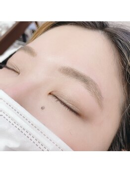 ビューティーアミューズメント 山鼻店(BEAUTY AMUSEMENT)/美眉脱毛 ストレート