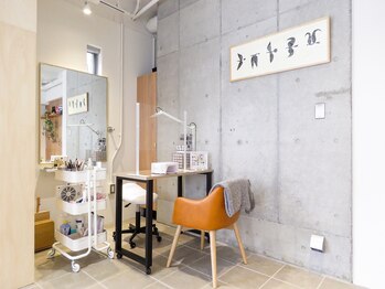 トゥーネイル バイ フォーク 仙川(To.nail byFOLK)/内観