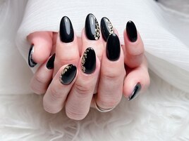 大人の艶やかネイル　5980円