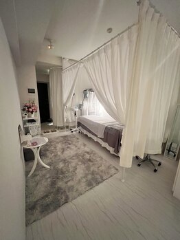 サロンリーナ 銀座店(SalonLena)/柔らかな落ち着いたサロン