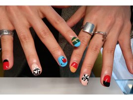 ポップなメンズネイル