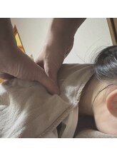 パフューム(perfume)/肩、首、肩甲骨の疲れに