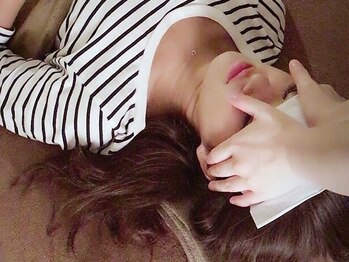 キュープ 所沢店(Qpu)の写真/小顔歪みむくみ解消へ！リンパマッサージで美肌に導く◎ボディケアで理想のフェイスライン目指しませんか？