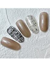 フェリシア Felicia/12月NEWデザイン