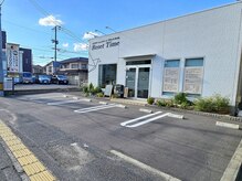 リセットタイム(Reset Time)/駐車場は店舗前に5台