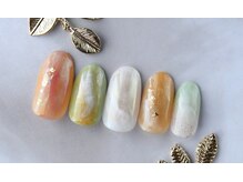 ネイルサロンアンドスクール ミュー(Nail Salon & school mieux)/からふるニュアンスネイル