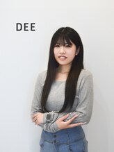 ディー ネイル アイラッシュ ギフ(DEE nail×eyelash gifu) momo