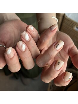 ホワイト ルシェ(WHITE×luce)/持ち込み/一癖/ネイル