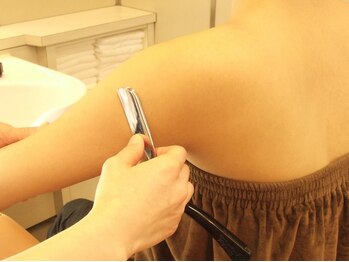 ギンザマツナガ ドゥ クラス(GINZA MATSUNAGA DE CLASSE)/二の腕も綺麗にシェービング