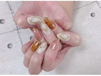  べっ甲デザインネイル