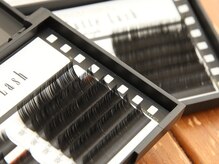 アイラッシュフリカケ(Eyelash furicake)の雰囲気（こだわりの素材を使用、モチがよく軽い付け心地で負担軽減☆）