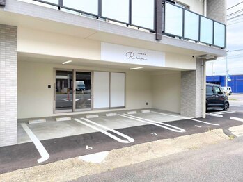レイン 大分店(Rain)/駐車場：店舗前３台＋店舗横１台