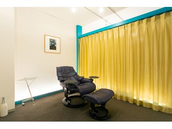 ポージィ ネイルアンドアイラッシュ(POSY nail&eyelash)/個室2