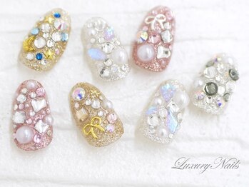 ラグジュアリーネイルズ オオミヤ(Luxury Nails Omiya)/敷き詰めビジュー