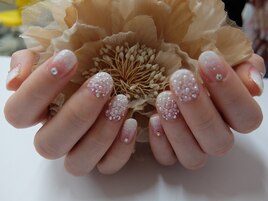 贅沢な3D小花埋め尽くしARネイル