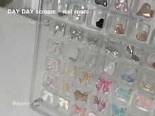 デイデイスクリーム(DAY DAY scream)の雰囲気（トレンドを意識したパーツを随時入荷しております♪）
