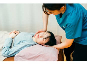 星のアカリ治療院 横浜店の写真/BAILA掲載店◆本格的な骨格矯正で引き締まった小顔に♪【小顔×整体★美容ダブルコース60分¥6500】