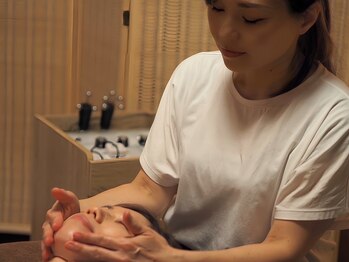 マルジュビューティ(marge.beauty)/アロマフェイシャル