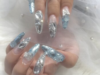 ソラネイル(Sora Nail)/グラデ＋埋め尽くし2本＋パーツ