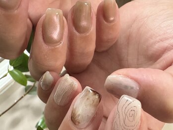 ラテネイル(Latte nail)の写真/【初回オフ無料】ニュアンス/オフィスネイルは"大人な雰囲気と抜け感"ある上品なデザインに♪長さだしも◎