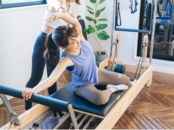 ハビジム(HabiGym)の写真/お腹周りや下半身をバランスよく引締め!国家資格保持者によるピラティスで肩こり/巻き肩/姿勢・腰痛改善◎