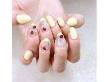 プレジール(Plaisir)/シンプル4本持ち込みネイル♪