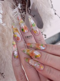 埋め込みアート×ロングネイル
