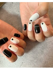 モノトーンネイル