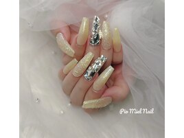 シャンパンゴールドネイル