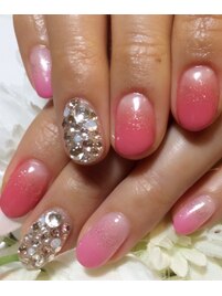 キュート系お呼ばれネイル