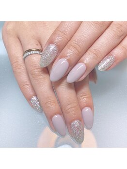 リコ(Relaxation Boutique LICO)/シンプルネイルも大人可愛く♪