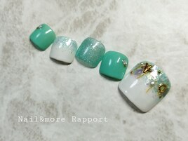 ホワイト×ミントグリーン