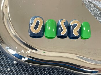 ローラポンポニー(Laura pomponnee)/BLOKE CORE