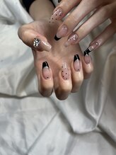 トゥデイム(TODAY'm)/フレンチ×ドットネイル