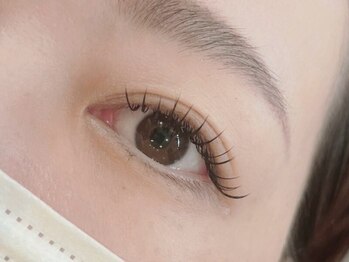 プティルカディーシービューティー(PutiLuca D.C. beauty)の写真/【予約殺到!!】ボリューム&持続ならLEDバインドロック!アイライン不要の最強ぱっちりeyeへ☆