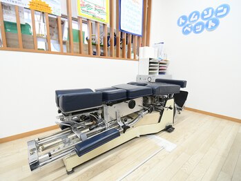 戸田はれのひ整骨院/トムソンベッド