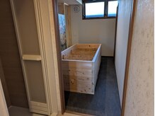 ゆるも(YURUMO)の雰囲気（シャワールームへの導線もバッチリ♪）