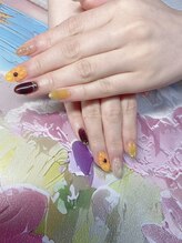 The ネイルサロン/フラワー持ち込み