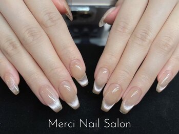 メルシー(Merci)/マグネットフレンチネイル