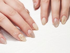 ミラーフラワーの可愛いネイル