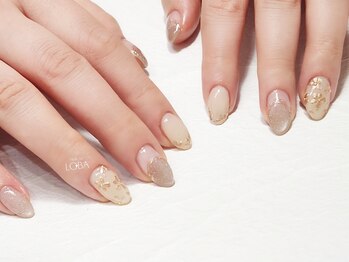 ローバ(LOBA)/ミラーフラワーの可愛いネイル